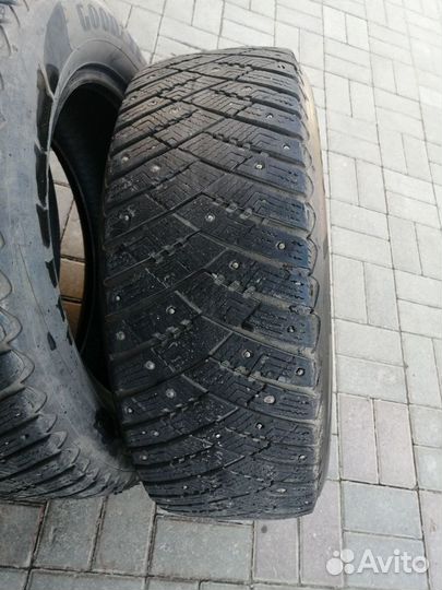 Goodyear Ultragrip Ice Arctic 225/60 R17 103T