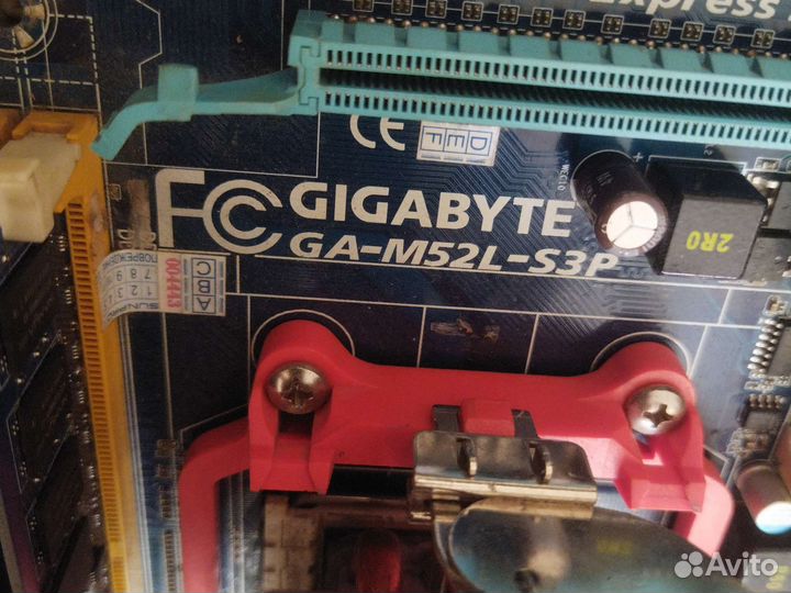 Материнская плата