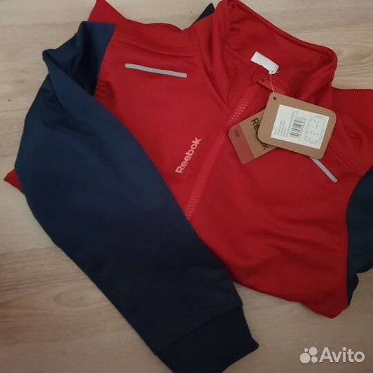 Костюм Reebok, новый