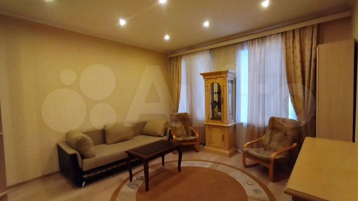 2-к. квартира, 65 м², 3/5 эт.