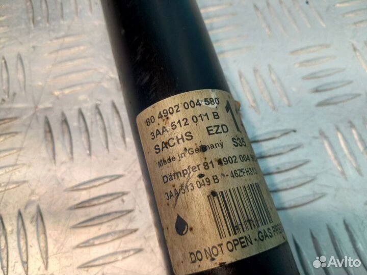 Амортизатор задний Volkswagen Passat B7 1.4 caxa