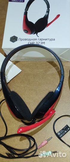 Наушники с микрофоном, новые
