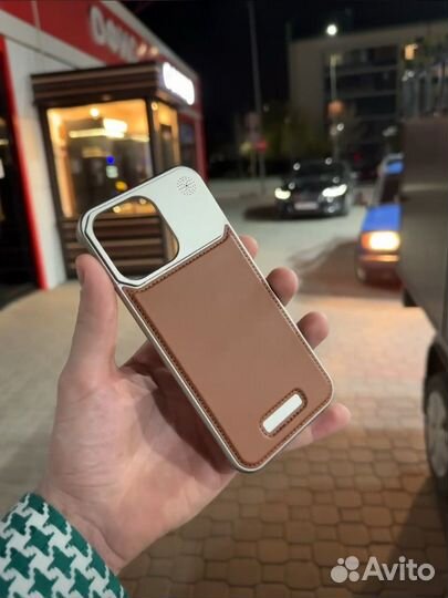 Чехол на iPhone 15