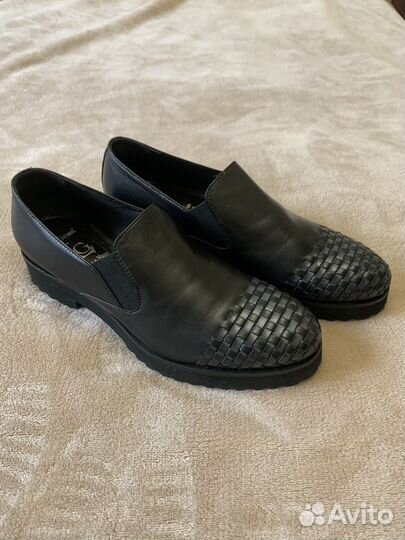 Ботинки женские 37 Италия