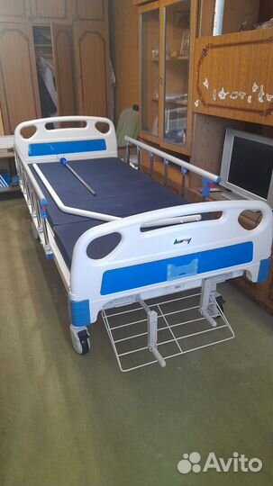 Медицинская кровать для лежачих больных