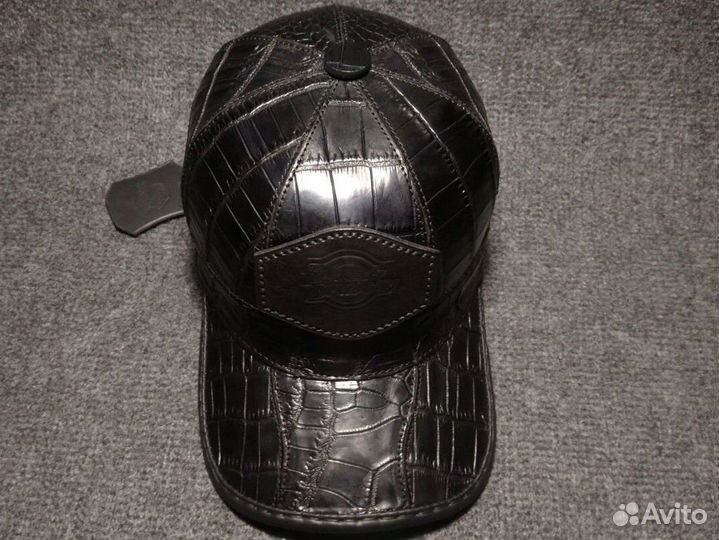 Кепка кожаная
