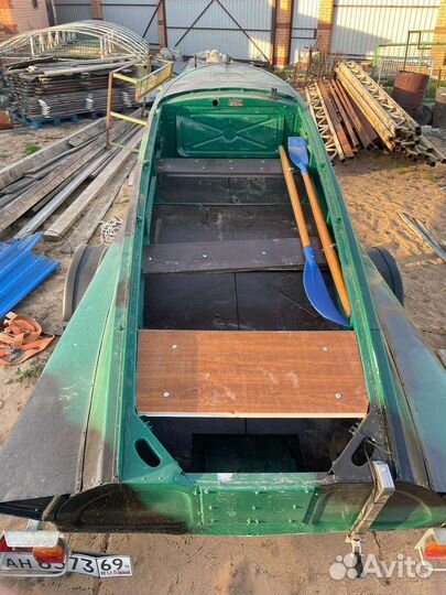 Лодка Казанка М