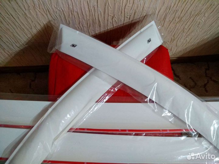 Дефлекторы боковых окон RAV4 (2013-2018)