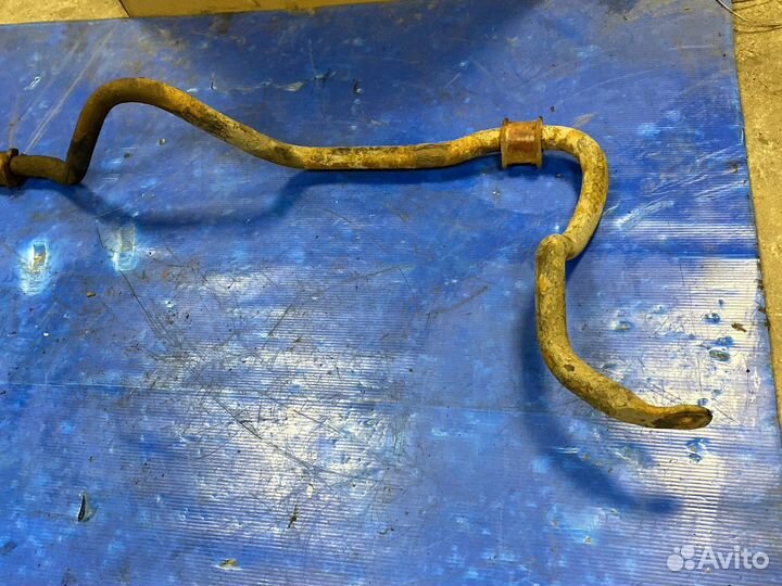 Toyota Sprinter Trueno передний стабилизатор