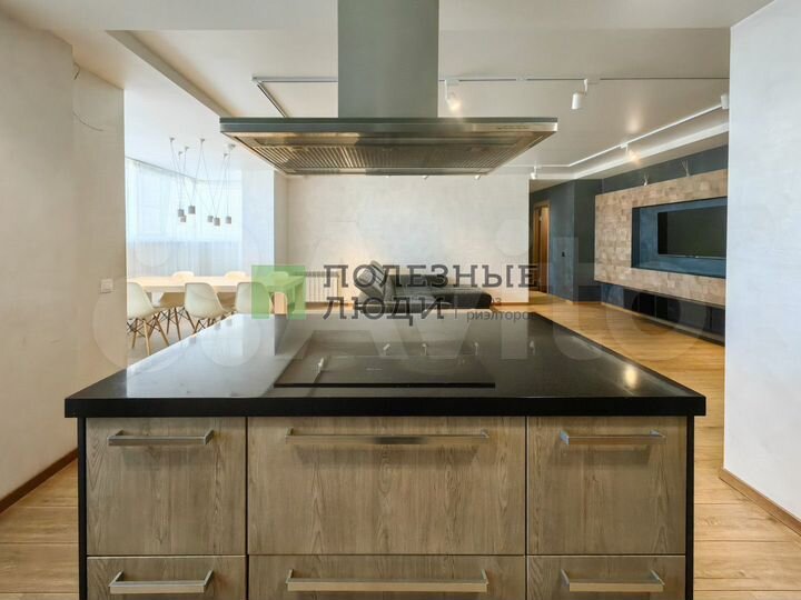 3-к. квартира, 88 м², 12/16 эт.