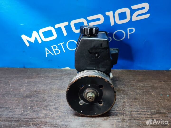 Насос гур SsangYong Rexton 1