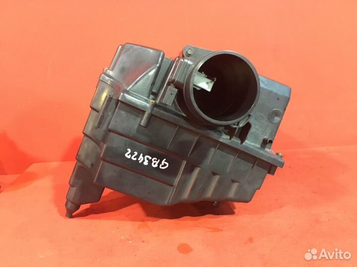 Корпус воздушного фильтра Land Rover Discovery 3