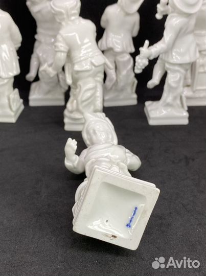 Набор фарфоровых статуэток знаков Зодиака KPM