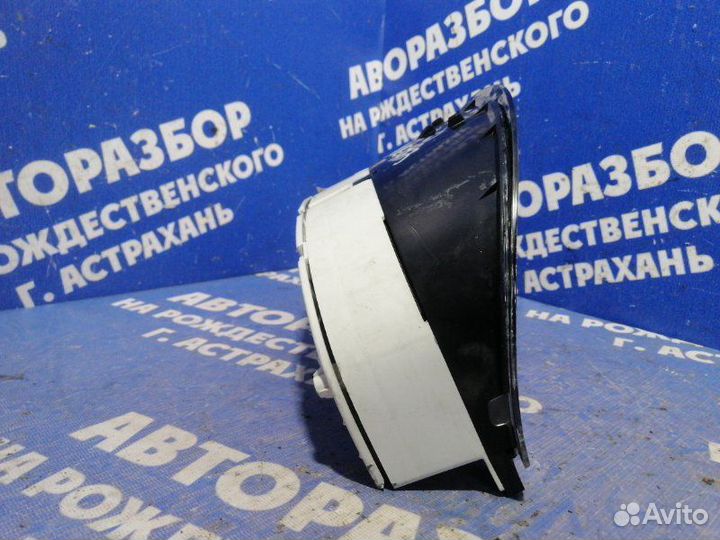 Панель приборов Ford Mondeo 3 седан 2006