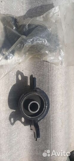 Фара hyundai lantra 2 Сайлентблок