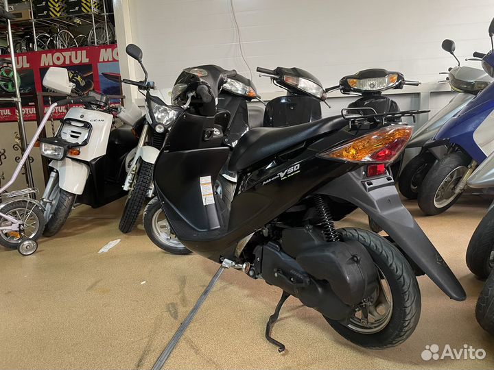 Suzuki Address V50 (CA44A)