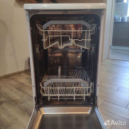 Посудомоечная машина hotpoint Ariston LSF 7237