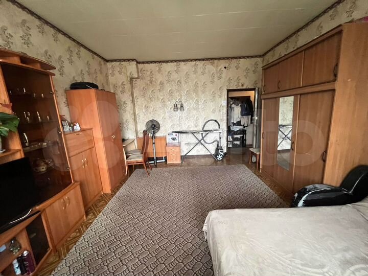 Комната 35,5 м² в 4-к., 5/5 эт.