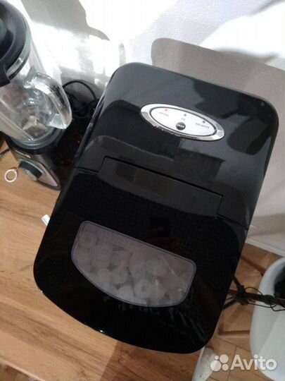 Льдогенератор Hurakan HKN-IMF 12M