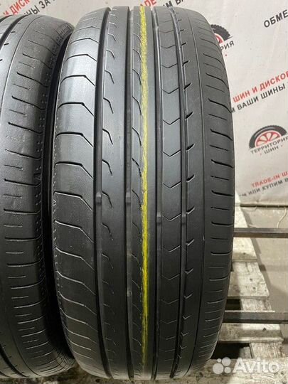 Yokohama BluEarth RV-03 215/60 R17 96H