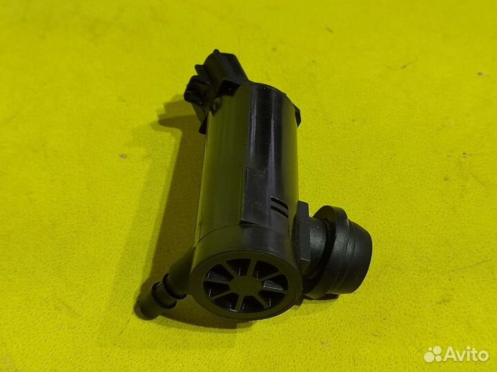 Моторчик омывателя фар Мазда 3 6 BM GJ Мотор Насос