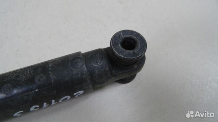 Амортизатор двери багажника BMW X5 E53 2000-2007