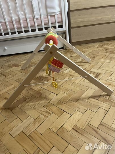 Мобиль стойка монтессори