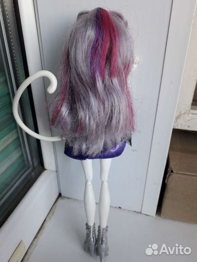 Кукла монстер хай Катрин де мяу