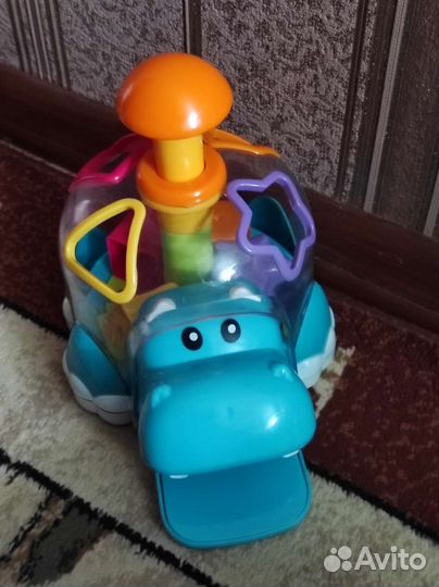 Погремушки, развивающие игрушки