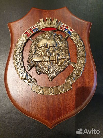 Бронзовый медальон на стену