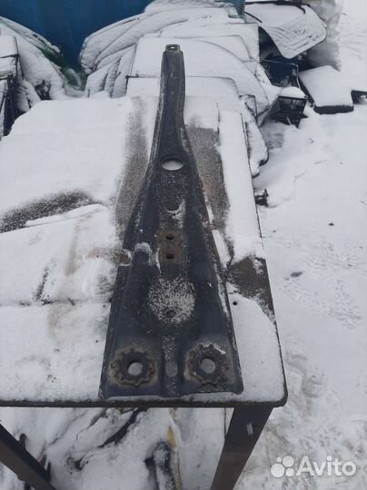 Продольная балка Mazda Famiia BJ