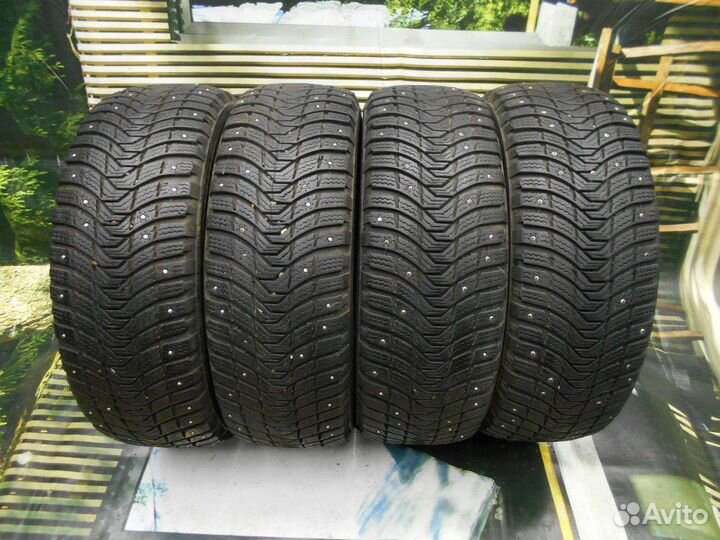 Michelin X-Ice North 3 205/55 R16