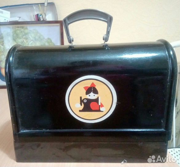 Швейная машинка Автоприбор