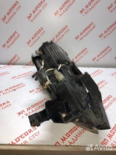 Фара ксеноновая правая Mazda 6 GH L5 2009