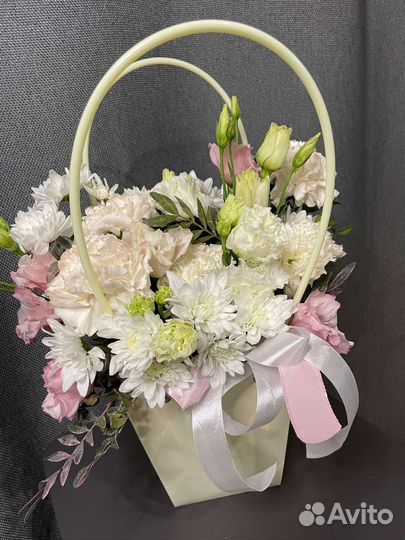 Цветы в коробке, композиция, букет цветов