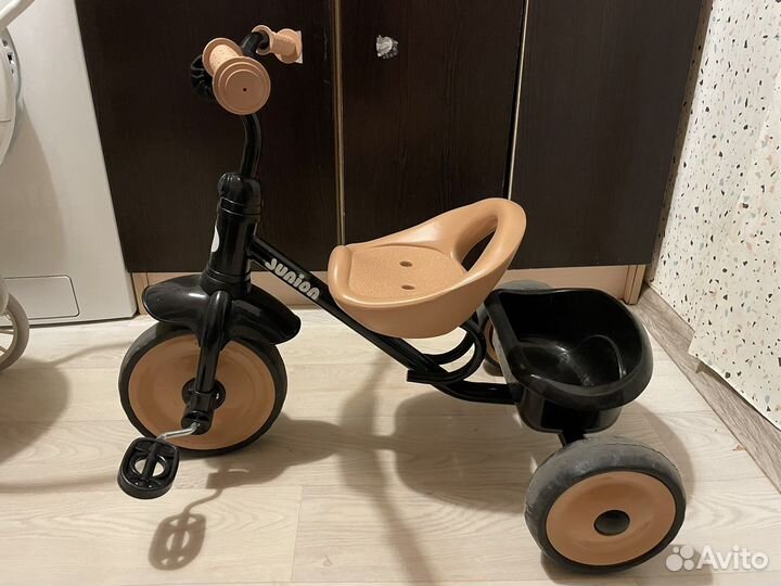 Детский трехколесный велосипед