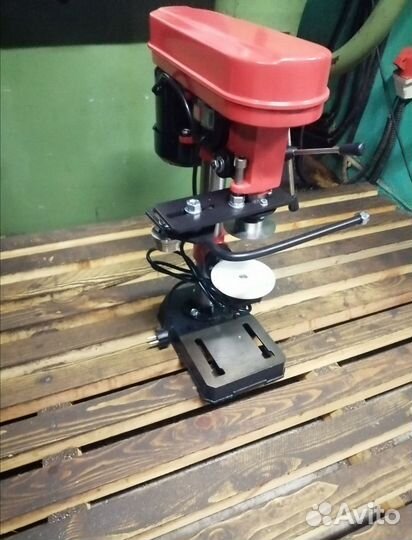 Жестяная Банка №24, №25, закаточный аппарат