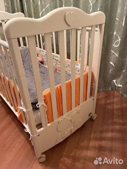 Комод и кровать Baby Expert