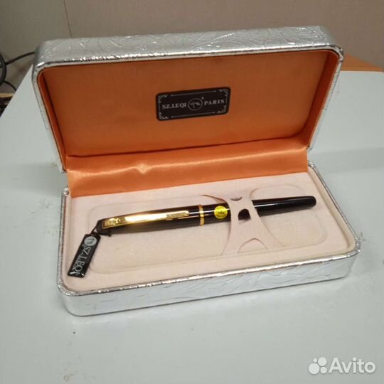 Перьевая ручка