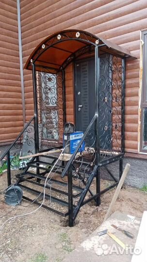 Кованые перила, лестницы