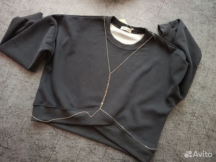 Свитшот женский с цепочкой