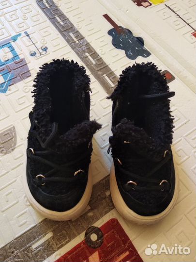 Ботинки детские 22 размер