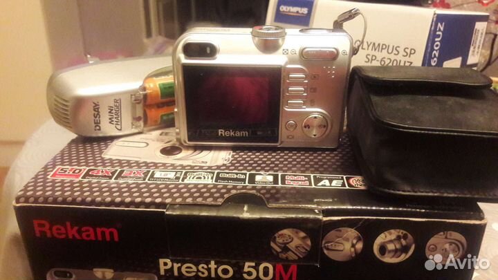 Компактный фотоаппарат