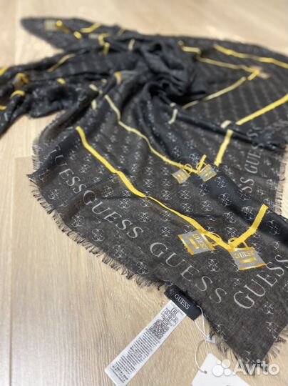Платок шарф палантин guess