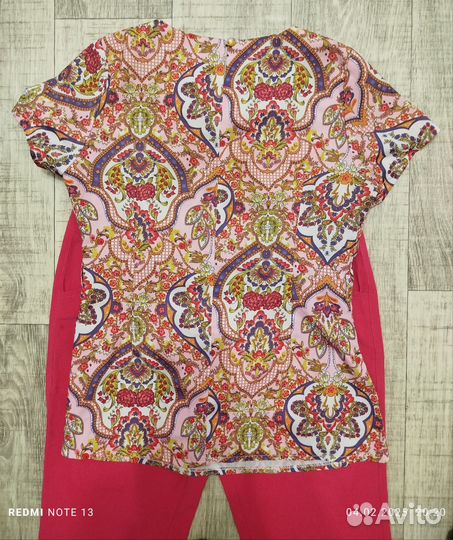 Брючный костюм женский