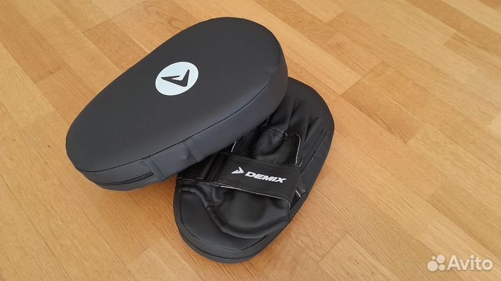 Боксерские перчатки и лапы