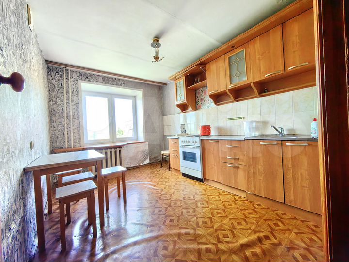 3-к. квартира, 79 м², 8/9 эт.