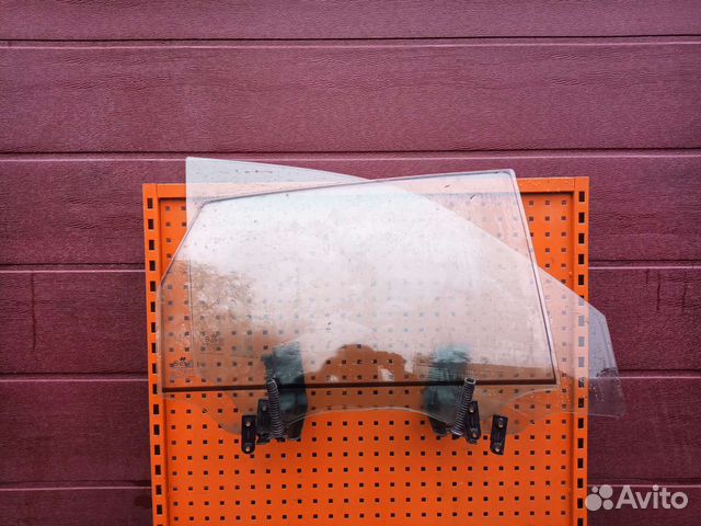 Стекло двери Hyundai Tucson