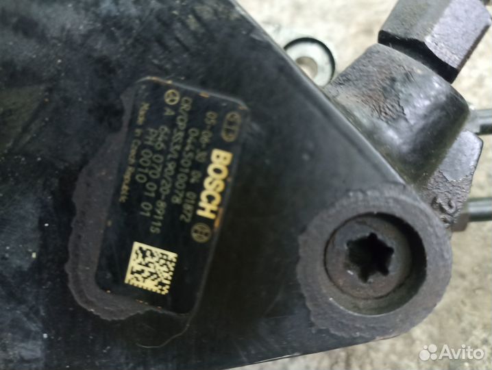 Запчасти на двигатель дизель Мерседес е211