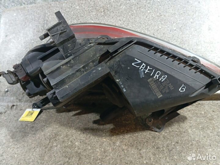 Фара правая, Opel Zafira 2 (B) 2007